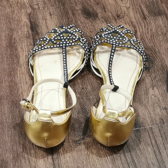 3/15 SALE Gold Embellished Sandals from Zara - Picture 6 of 7